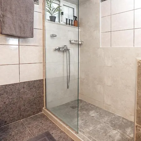 아파트 Aurelia In The Heart Of Chania By 8essentially