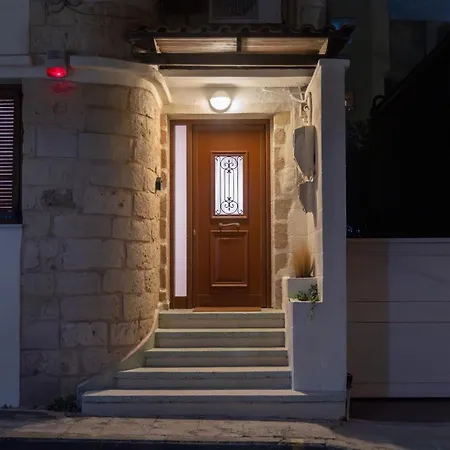 Aurelia In The Heart Of Chania By 8essentially 아파트 하니아